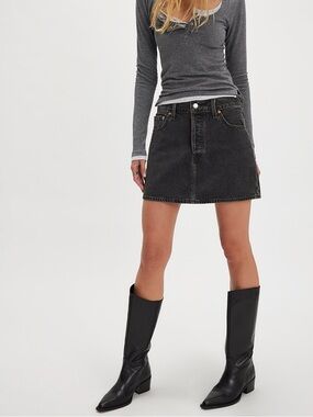 Levi’s Icon Skirt